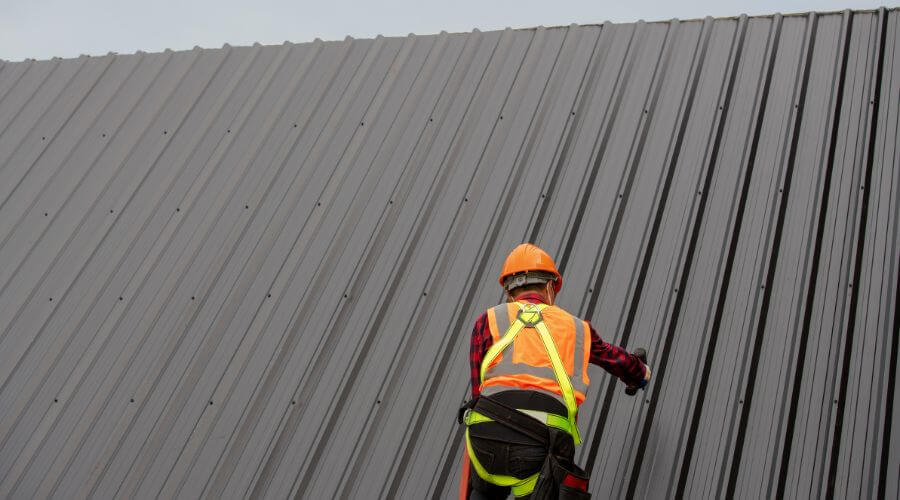 Professional metal roof installation services in Cedar Rapids, NE